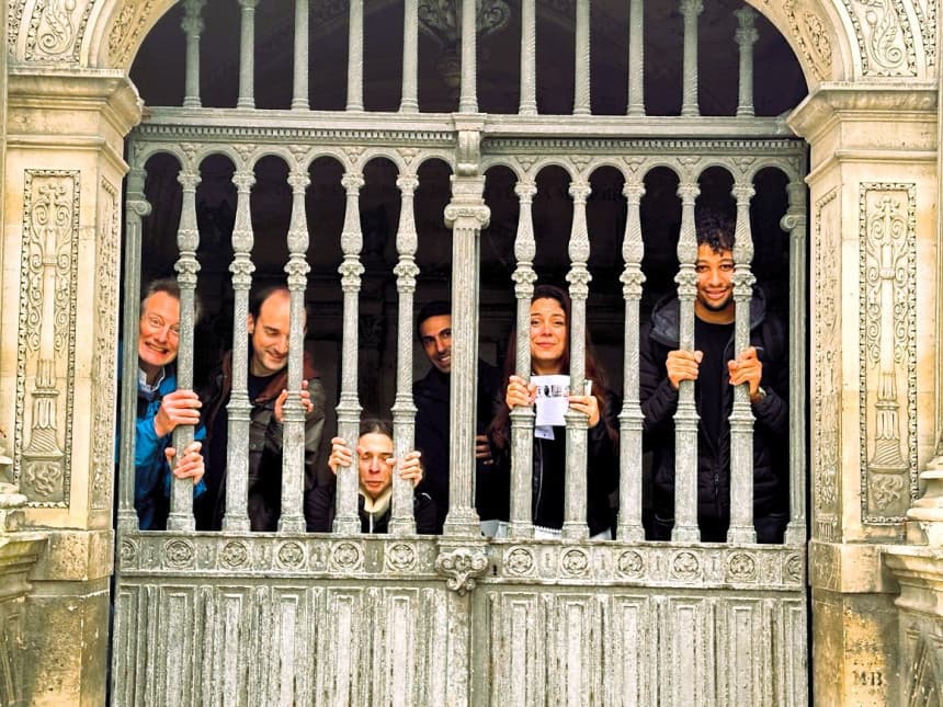 Team building rallye cimetière Père Lachaise Paris jeu de piste chasse au trésor