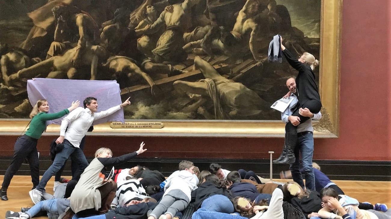 Team building rallye Musée du Louvre Paris jeu de piste chasse au trésor entreprise séminaire