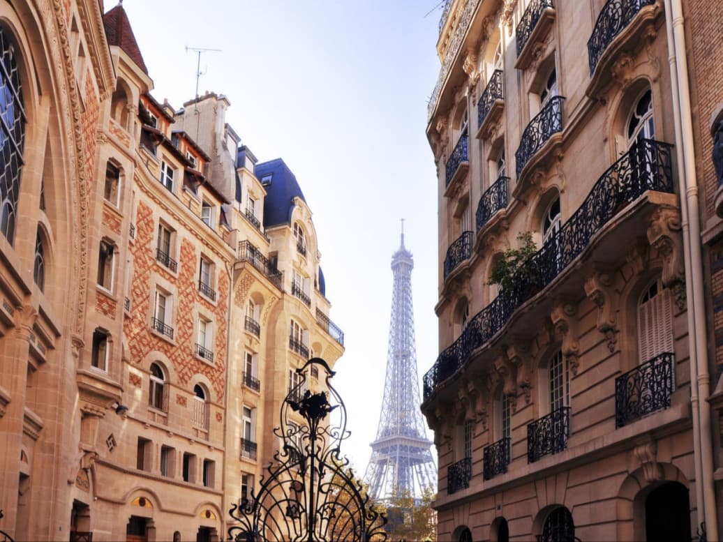 team building rallye jeu de piste paris tour eiffel